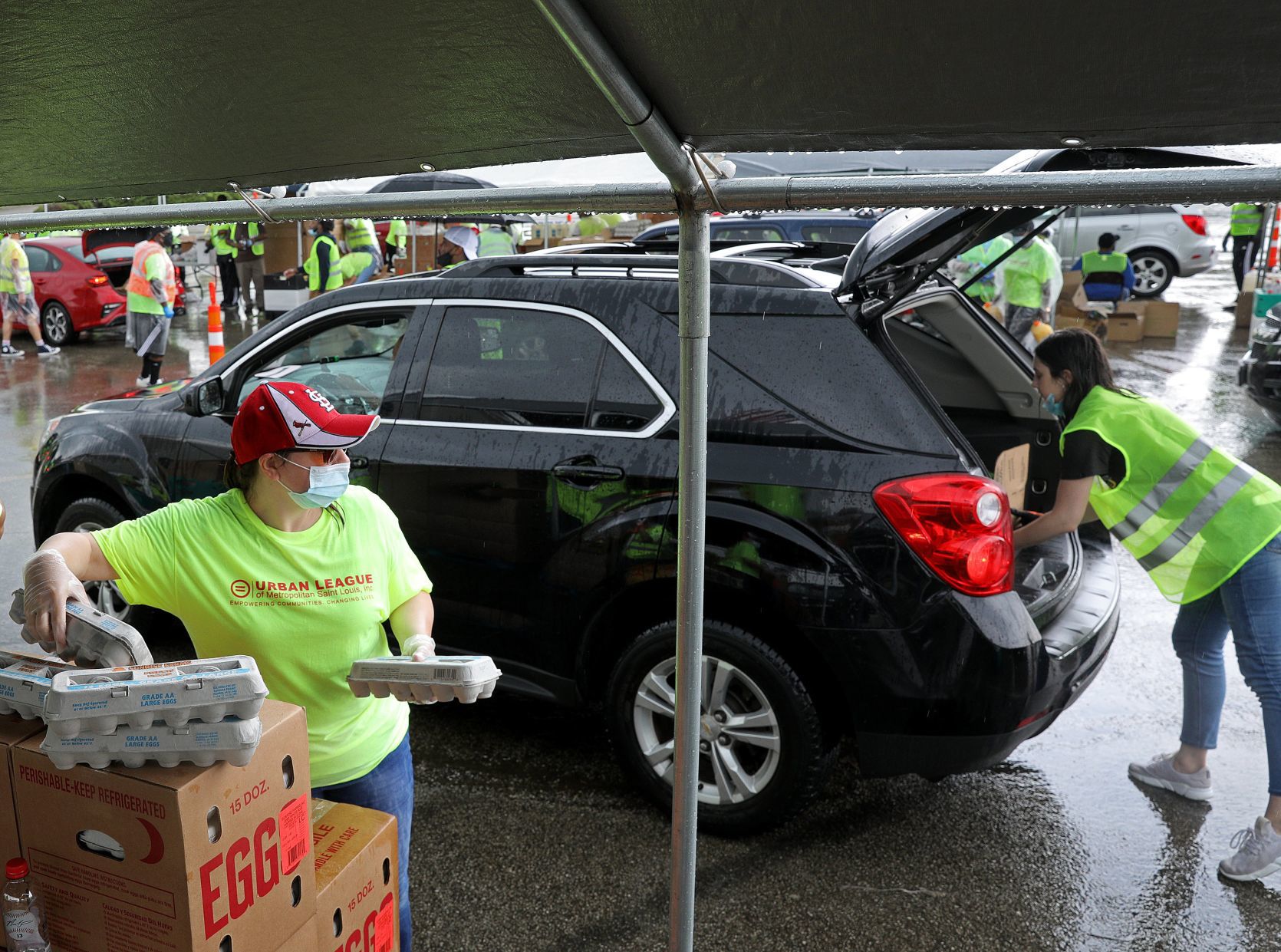 Urban League serves thousands in large food distribution